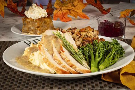Thanksgiving 2023: These chain restaurants will be serving turkey dinners