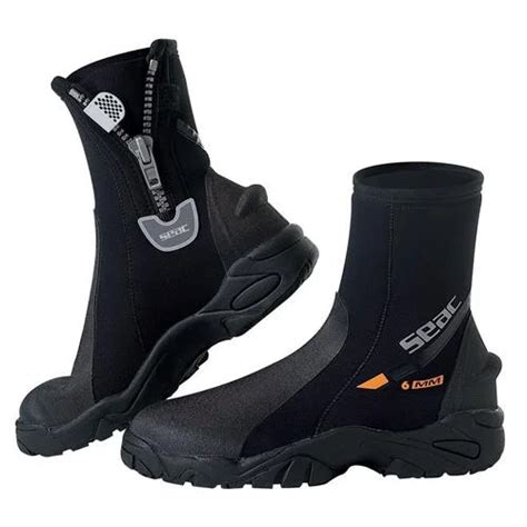 The 10 Best Dive Boots For 2024 [+Best Prices] - ScubaDiverHQ