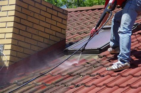 The 10 Best Roof Cleaning Services in Wellington, FL 2024