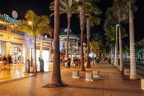 The 11 best shopping and stores in Playa de las Americas