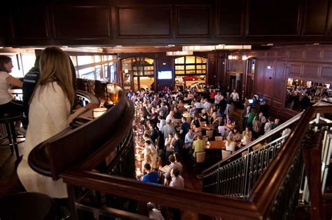 The 13 Best Places to Watch the Super Bowl in Chicago