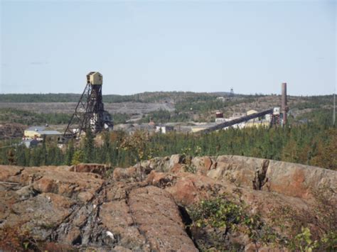 The 1992 Giant Mine explosion at Yellowknife - ExploreNorth Blog