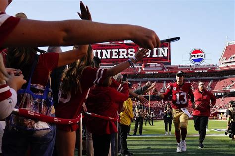 The 49ers turn their attention to showdown against the Cowboys after winning their 4th straight