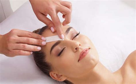 The BEST Eyebrow Waxing in West Wodonga VIC for 2024