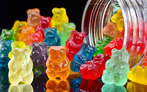 The Benefits of THC Gummies Over Smoking Cannabis