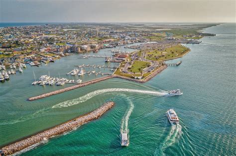 The Best Guide to Port Aransas for Canadian Snowbirds