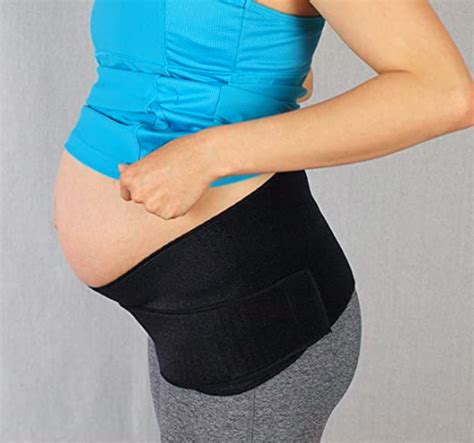 The Best Pregnancy Belly Band According To a Physical Therapist