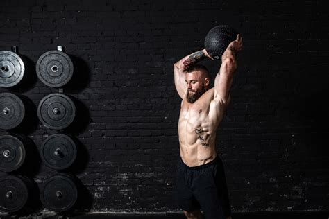 The Best Slam Balls For CrossFit In 2024 - Athletic Muscle