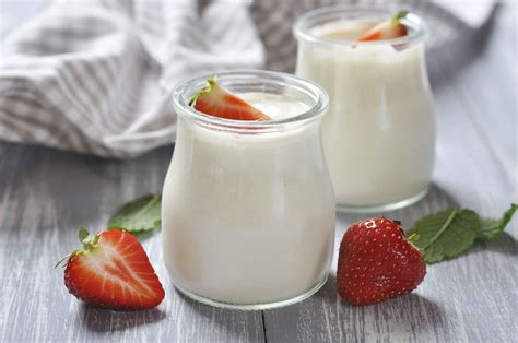 The Best Types of Yogurt to Prevent Diarrhea