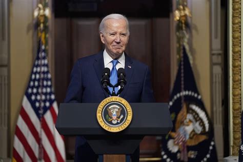 The Biden administration cuts $2M for student loan servicers after a bungled return to repayment