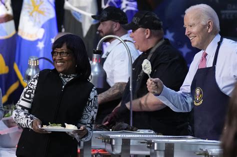 The Bidens start Thanksgiving early by serving dinner and showing ‘Wonka’ to service members