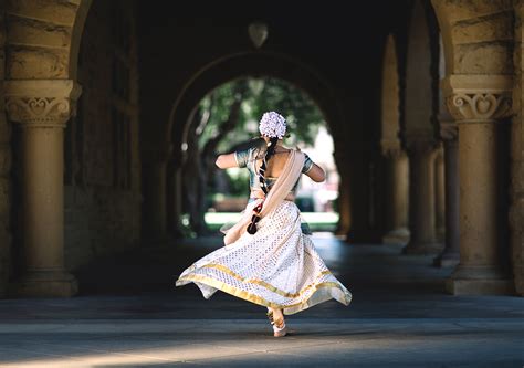 The Bloggers To Follow About Indian Culture & Travel