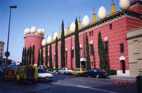 The Building - Salvador Dalí Museum