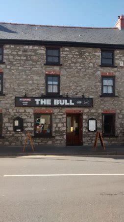 The Bull Inn, Haverfordwest: Restaurant Menu, Reviews and Prices