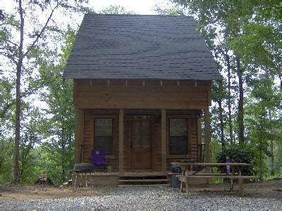 The Cabins of Horseshoe Hills Ranch, Natchitoches Roadtrippers