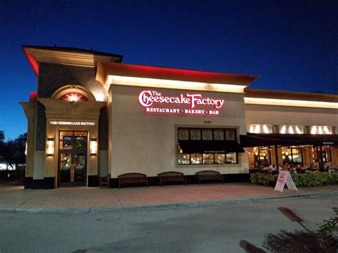 The Cheesecake Factory, 2090 Tamiami Trl N, Naples, FL, …