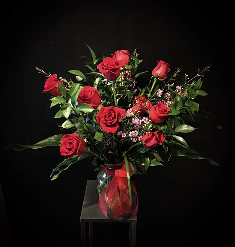 The Classic Red Flower Bouquet: A Amazing Symbol of Enjoy