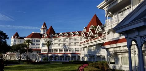 The Complete Guide to Eating at Disney’s Grand Floridian Resort