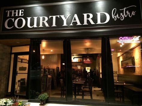 The Courtyard Bistro - Pembroke