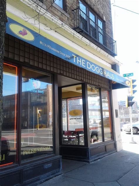 The Dogg Haus on Wells St. closes its doors for good