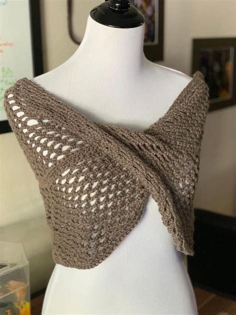 The Equinox Mobius Shawl Crochet Pattern - Bodhi Life Crochet