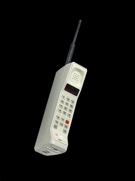 The Evolution Of The Mobile Phone - My Cricket Deal