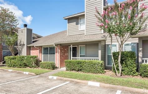 The Farrington Apartments For Rent in Spring, TX