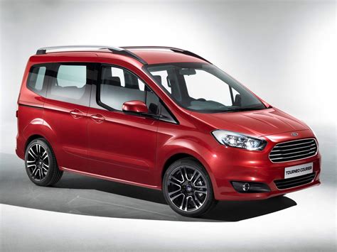 The Ford Transit 2008 comes in People Mover and Van.