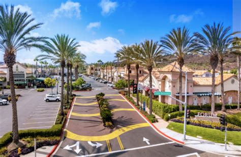 The Forum Carlsbad adds three new stores