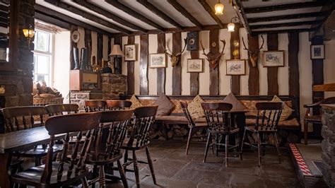 The Hall Inn in Gwehelog (near Usk) : Pubs Galore