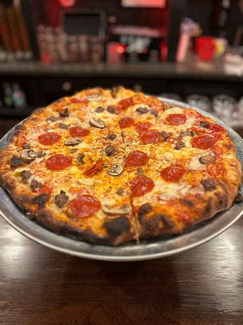 The Headless Bat pizzeria to open in south St. Louis