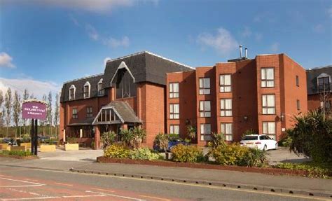 The Hillcrest Hotel Widnes - Tripadvisor