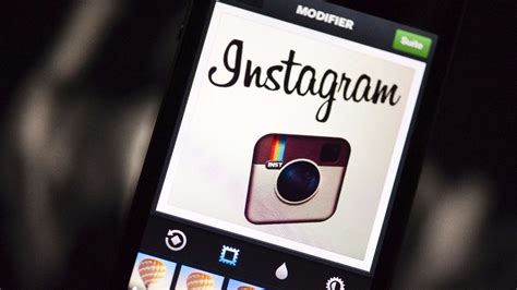 The History of Instagram - EarthWeb