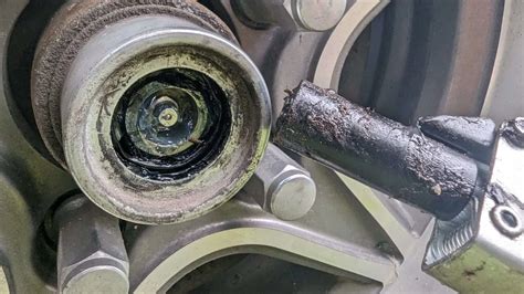 The Importance of Greasing Trailer Bearings: A Maintenance Guide