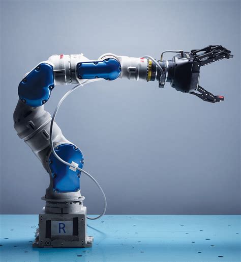 The Introduction of the First Industrial Arm Robot: A Revolutionary Moment