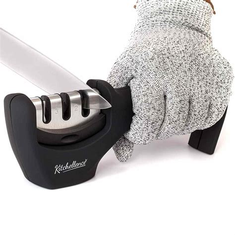 The Kitchellence Kitchen Knife Sharpener Is $15 on Amazon - Food & Wine