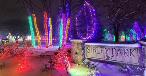 The Largest Drive-Thru Light Show In Minnesota is