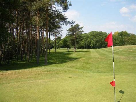 The Leatherhead Club Tee Times - Leatherhead, …