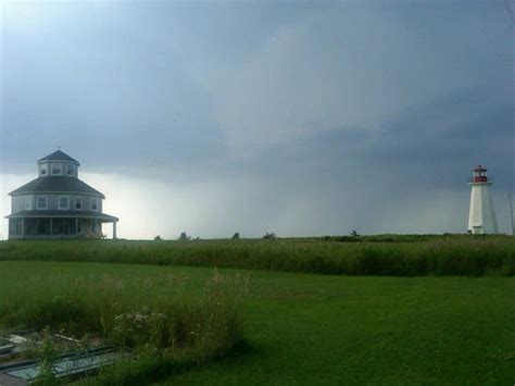 The Lighthouse Cottage at Shipwreck Point - The Deans …