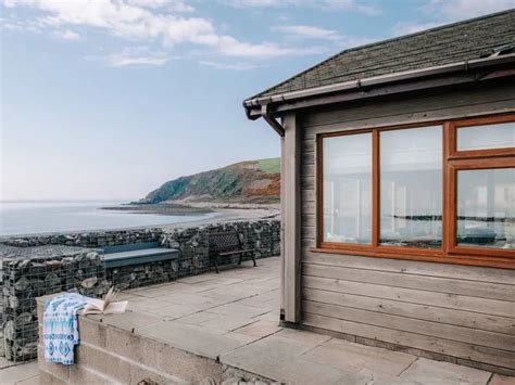 The Lodge on the Beach, Glenluce Simply Sea Views