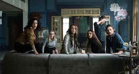 The Magicians Dizisi Konusu, Oyuncuları ve Yönetmeni The Magicians . 