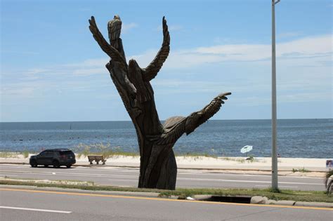 The Mississippi Gulf Coast beckons travelers in search of art, artifacts and history