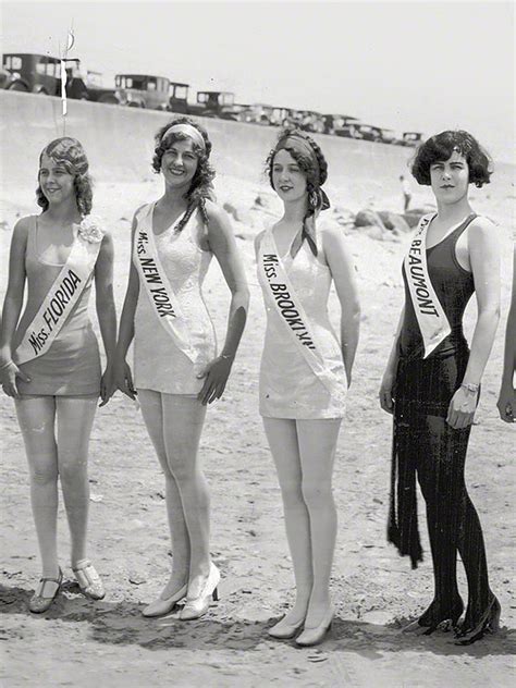 The Most Bizarre Beauty Queens Of The 1950s and ’60s