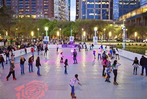 The Peoples Rink, Houston Roadtrippers