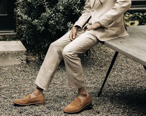 The Perfect Shoes to Elevate Your Linen Pants: A Comprehensive Guide