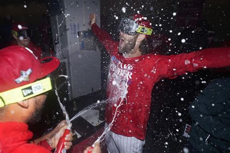 The Phillies are again embracing ‘Dancing On My Own’ as their postseason party anthem