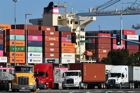 The Port of Oakland took on massive debt for an expansion that some say went bust. Is the same mistake possible?