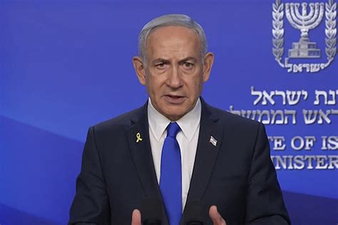 The President declares he does not stop backing Netanyahu as a result of differences