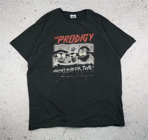 The Prodigy Invaders Must Die Tour Shirt 2009 Size L Etsy