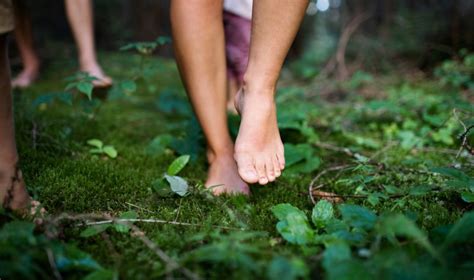 The Pros And Cons of Walking Barefoot - Foot and Ankle …